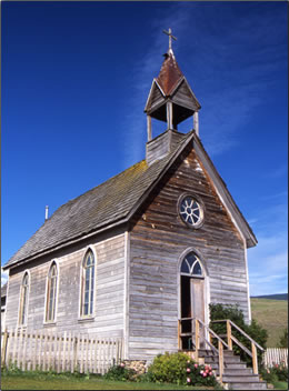 Historic O'Keefe Ranch: Grandma Wears Hiking Boots, Okanagan Valley tourism outdoors.