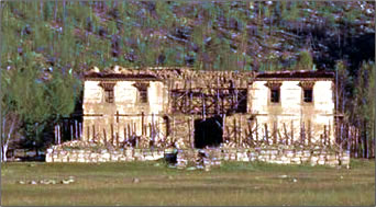 Buddhist temple restoration in Mongolia makes a volunteer vacation.