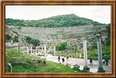 25,000 seat amphitheatre at Ephesus.