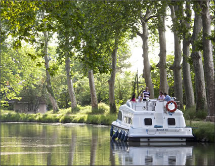 Le Boat offers self-drive canal cruises on canals in Europe and Canada.